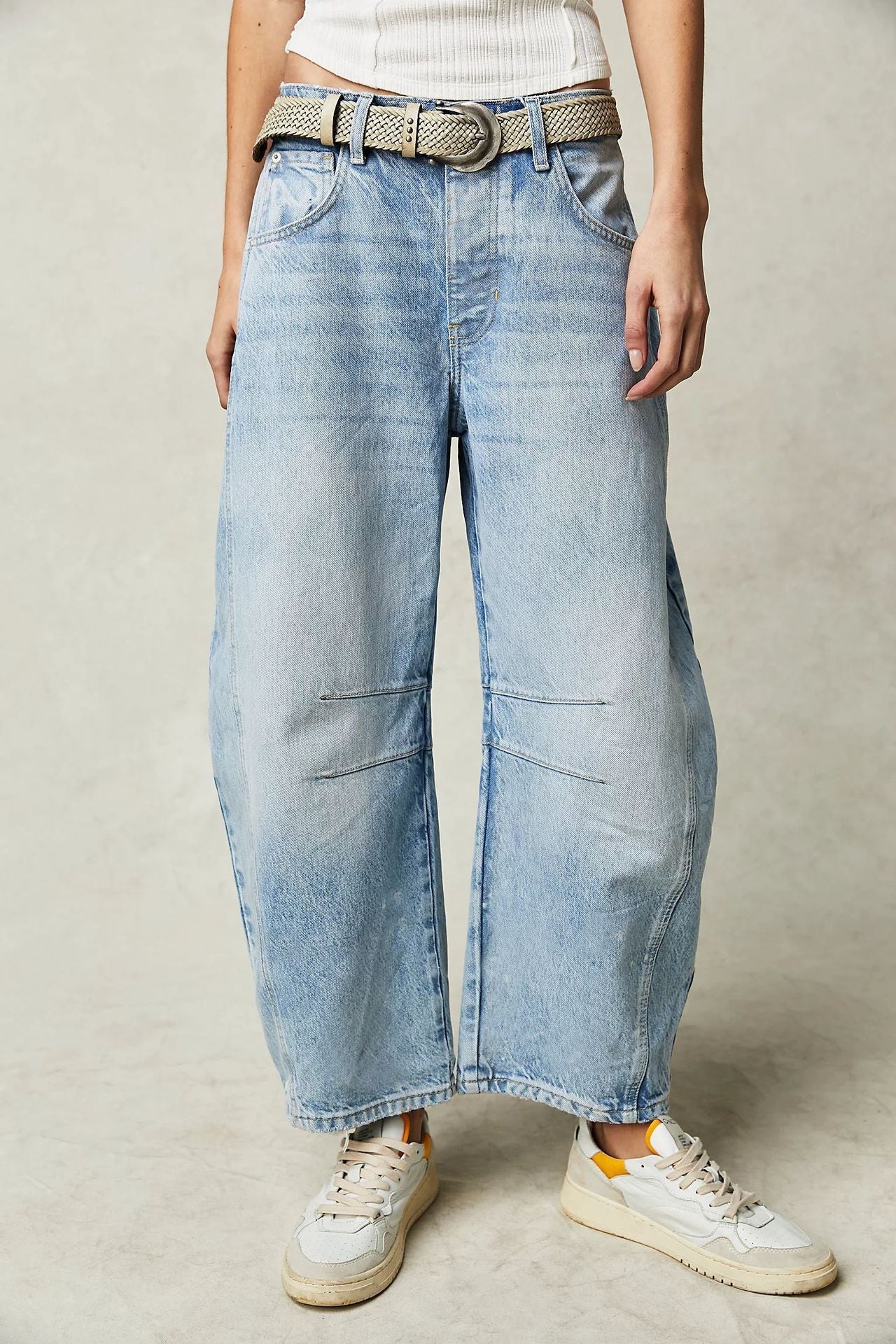 High Stretch Mid-Rise Barrel Jeans Fashion Wide Baggy Mid Waist Denim Jeans